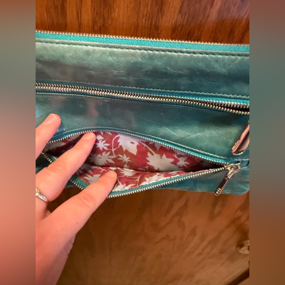 Teal "HOBO" Crossbody Bag - Picture 3 of 8